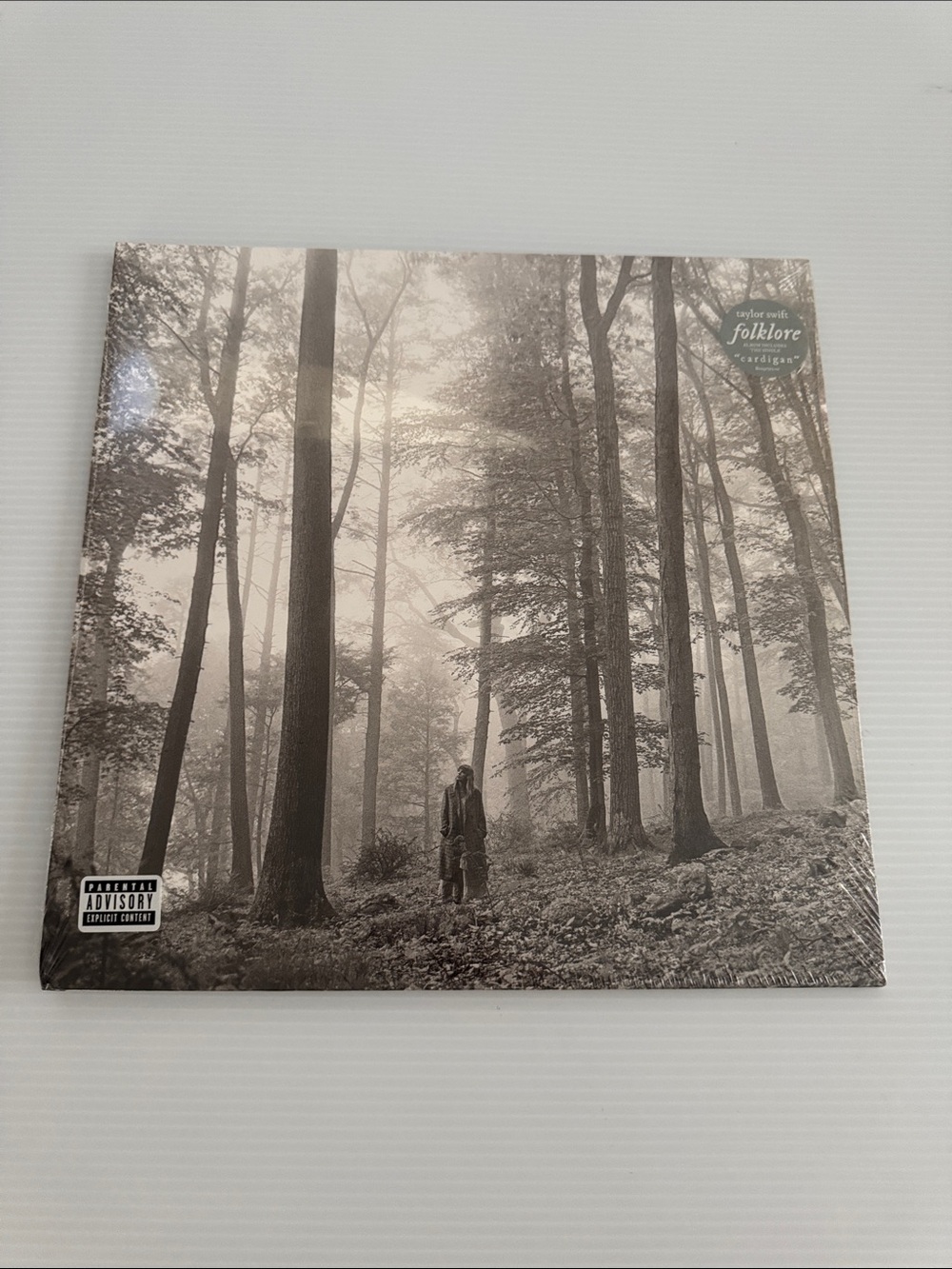 Taylor swift vinyl record “Filklore